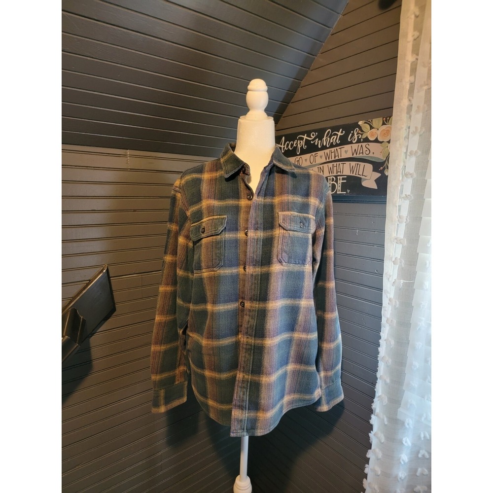 Men's Orvis Shirt - Size Medium